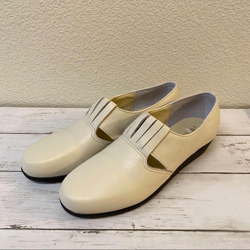 [EUC] I love comfort flat slip-on shoes
